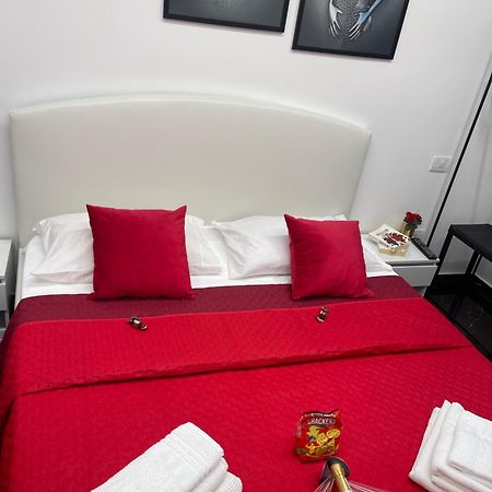 Lux House Naples Airport Nápoles Exterior foto